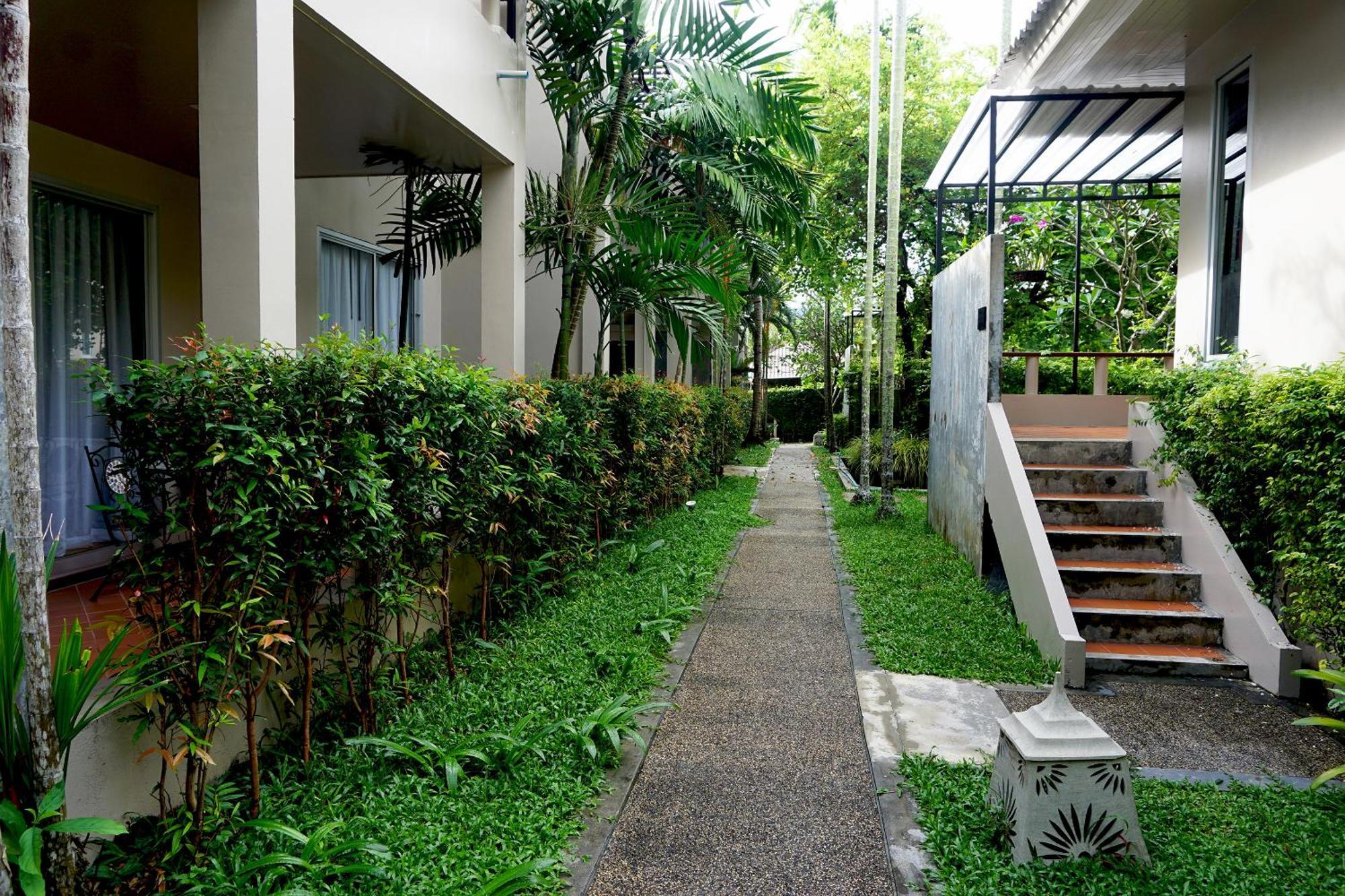 Signature Phuket Resort Csalong Kültér fotó